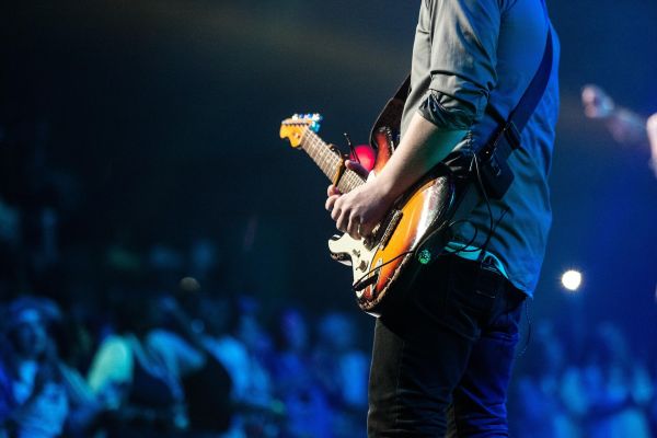 Penser la guitare par la recherche : Journées d'accélération du PEPR ICCARE